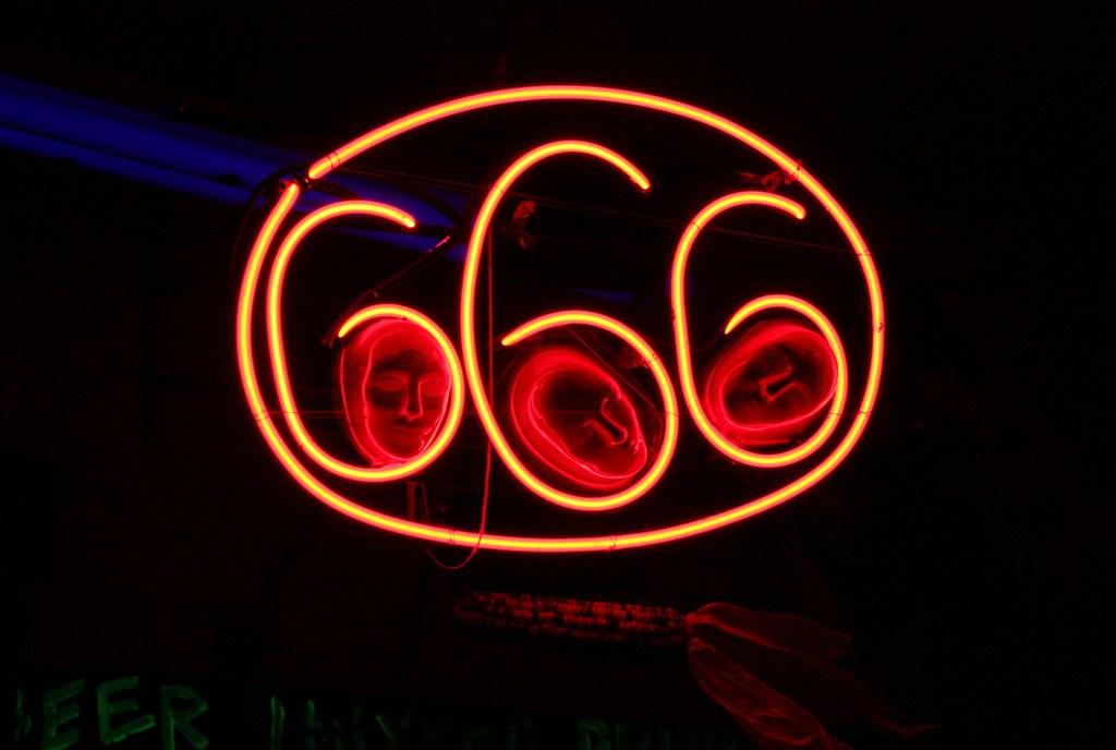 666:⁤ Mythen‍ und⁤ Wahrheiten über ⁤die ⁣spirituelle‌ Bedeutung